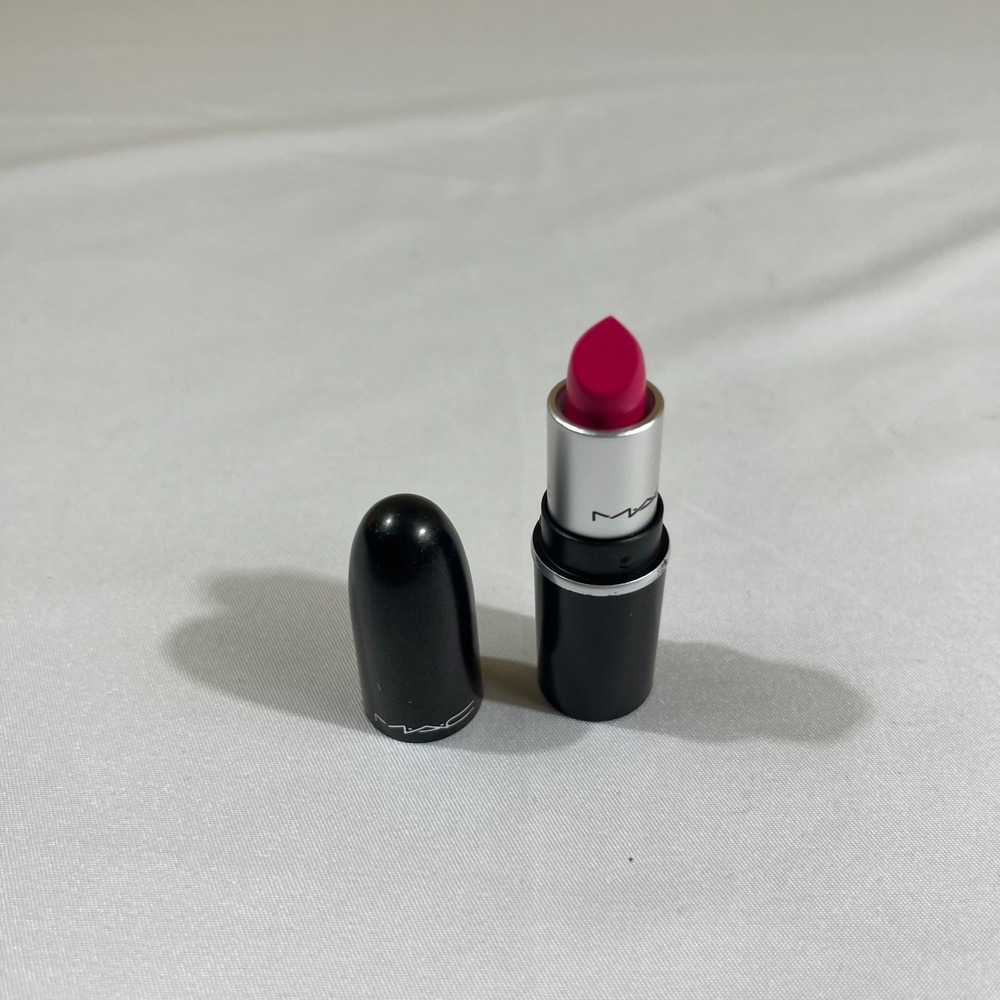 MAC Pink Pigeon Matte Lipstick Travel Size Mini Fuchsia Creamy Formula 0.1oz A18